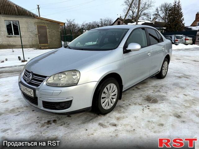 Серый Фольксваген Джетта, объемом двигателя 1.6 л и пробегом 1500 тыс. км за 5850 $, фото 1 на Automoto.ua