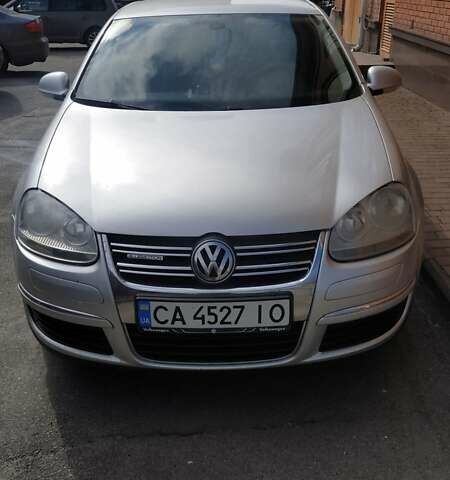 Серый Фольксваген Джетта, объемом двигателя 1.9 л и пробегом 235 тыс. км за 6800 $, фото 1 на Automoto.ua