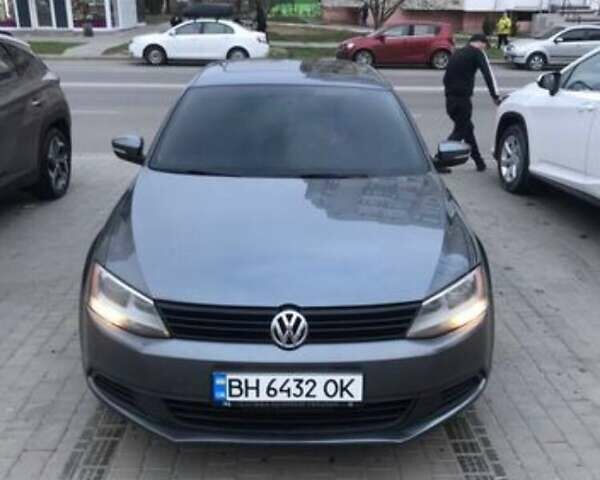 Сірий Фольксваген Джетта, об'ємом двигуна 2.5 л та пробігом 340 тис. км за 8000 $, фото 1 на Automoto.ua