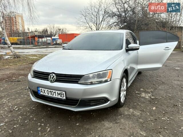 Серый Фольксваген Джетта, объемом двигателя 2.48 л и пробегом 360 тыс. км за 6500 $, фото 1 на Automoto.ua