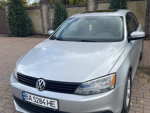 Серый Фольксваген Джетта, объемом двигателя 2.5 л и пробегом 210 тыс. км за 7200 $, фото 1 на Automoto.ua