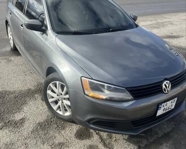 Серый Фольксваген Джетта, объемом двигателя 2.5 л и пробегом 250 тыс. км за 9100 $, фото 1 на Automoto.ua