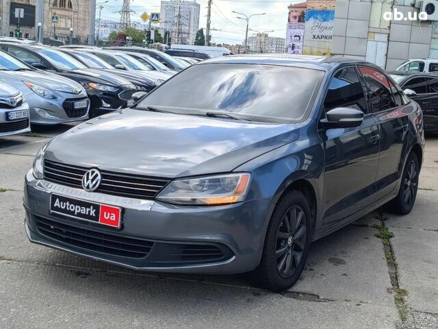 Серый Фольксваген Джетта, объемом двигателя 2.5 л и пробегом 250 тыс. км за 8690 $, фото 1 на Automoto.ua