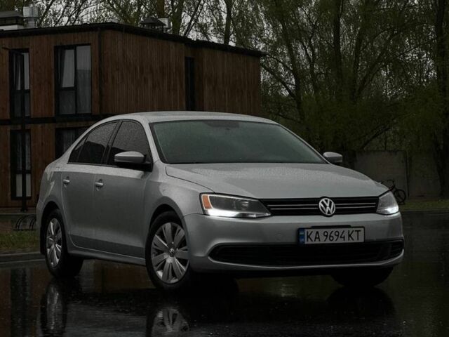 Серый Фольксваген Джетта, объемом двигателя 2.5 л и пробегом 230 тыс. км за 6999 $, фото 1 на Automoto.ua
