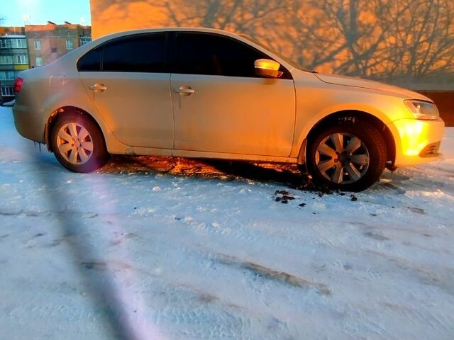 Серый Фольксваген Джетта, объемом двигателя 2.5 л и пробегом 230 тыс. км за 8750 $, фото 1 на Automoto.ua