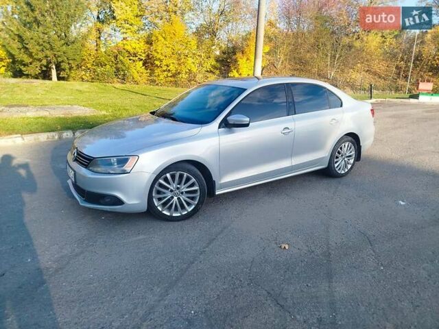 Серый Фольксваген Джетта, объемом двигателя 2.48 л и пробегом 317 тыс. км за 8300 $, фото 1 на Automoto.ua