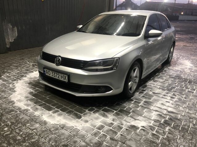 Серый Фольксваген Джетта, объемом двигателя 1.6 л и пробегом 285 тыс. км за 7200 $, фото 1 на Automoto.ua