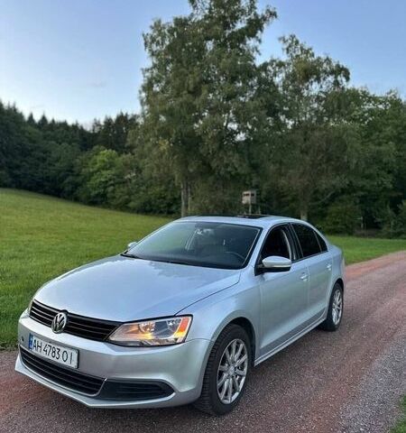 Серый Фольксваген Джетта, объемом двигателя 2.48 л и пробегом 140 тыс. км за 8361 $, фото 1 на Automoto.ua