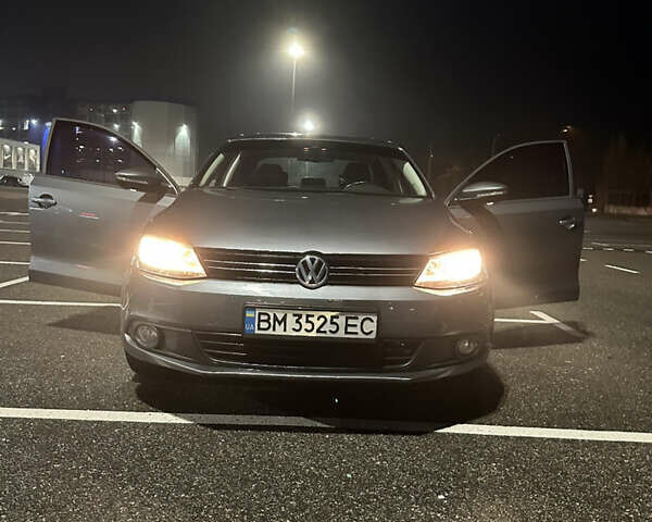 Серый Фольксваген Джетта, объемом двигателя 1.97 л и пробегом 187 тыс. км за 9900 $, фото 1 на Automoto.ua