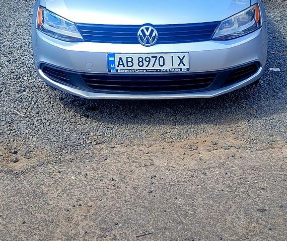 Сірий Фольксваген Джетта, об'ємом двигуна 2.5 л та пробігом 210 тис. км за 7700 $, фото 1 на Automoto.ua