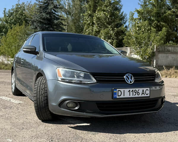 Сірий Фольксваген Джетта, об'ємом двигуна 2.48 л та пробігом 188 тис. км за 8699 $, фото 1 на Automoto.ua