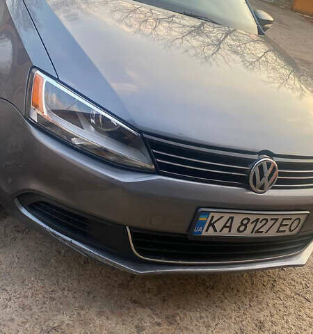 Серый Фольксваген Джетта, объемом двигателя 2.48 л и пробегом 180 тыс. км за 10500 $, фото 1 на Automoto.ua