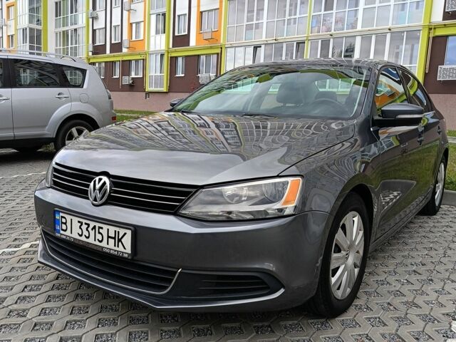 Сірий Фольксваген Джетта, об'ємом двигуна 2.5 л та пробігом 226 тис. км за 8900 $, фото 1 на Automoto.ua