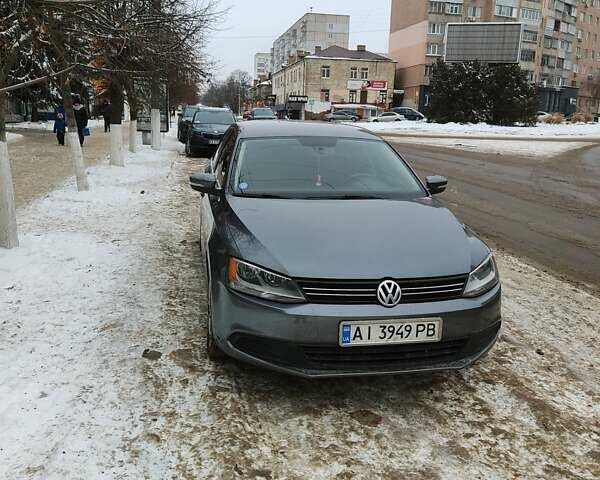 Серый Фольксваген Джетта, объемом двигателя 2.5 л и пробегом 249 тыс. км за 7300 $, фото 1 на Automoto.ua
