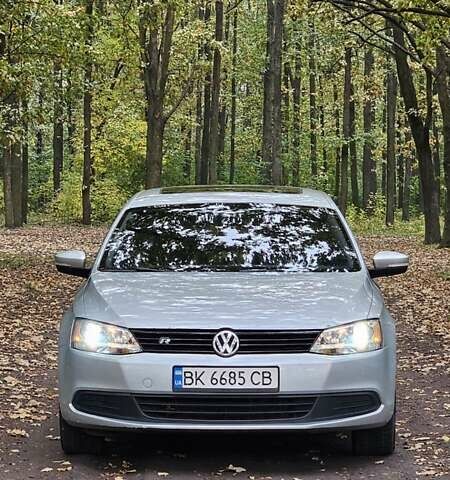 Серый Фольксваген Джетта, объемом двигателя 1.97 л и пробегом 265 тыс. км за 8900 $, фото 1 на Automoto.ua