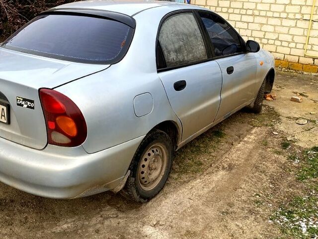 Серый Фольксваген Джетта, объемом двигателя 2.5 л и пробегом 640 тыс. км за 10800 $, фото 1 на Automoto.ua