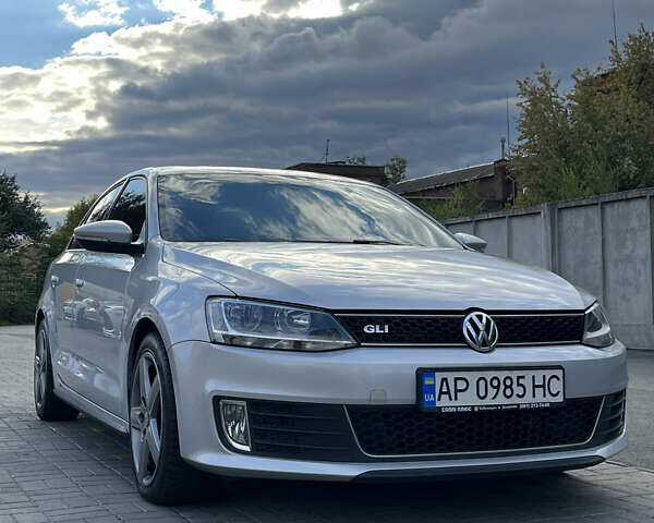 Серый Фольксваген Джетта, объемом двигателя 1.98 л и пробегом 177 тыс. км за 12500 $, фото 1 на Automoto.ua