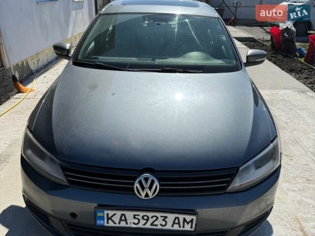Сірий Фольксваген Джетта, об'ємом двигуна 2.47 л та пробігом 207 тис. км за 7500 $, фото 1 на Automoto.ua