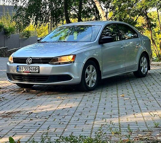 Серый Фольксваген Джетта, объемом двигателя 2 л и пробегом 199 тыс. км за 9000 $, фото 1 на Automoto.ua