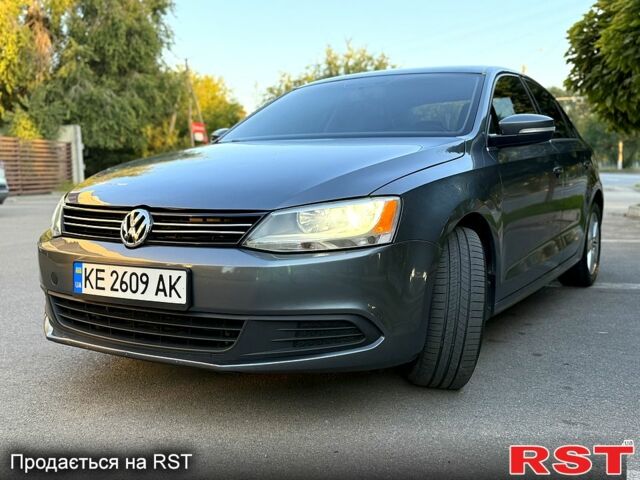 Серый Фольксваген Джетта, объемом двигателя 2 л и пробегом 270 тыс. км за 8200 $, фото 1 на Automoto.ua