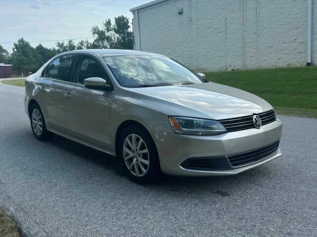 Серый Фольксваген Джетта, объемом двигателя 2.5 л и пробегом 86 тыс. км за 2000 $, фото 1 на Automoto.ua