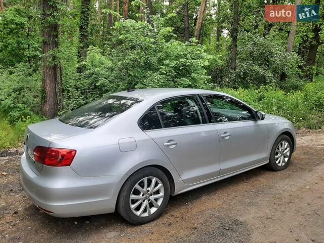 Сірий Фольксваген Джетта, об'ємом двигуна 1.8 л та пробігом 260 тис. км за 7800 $, фото 1 на Automoto.ua