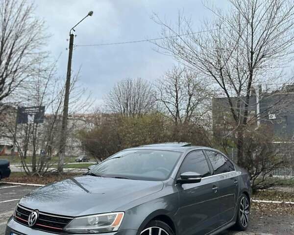 Сірий Фольксваген Джетта, об'ємом двигуна 2 л та пробігом 106 тис. км за 10000 $, фото 1 на Automoto.ua
