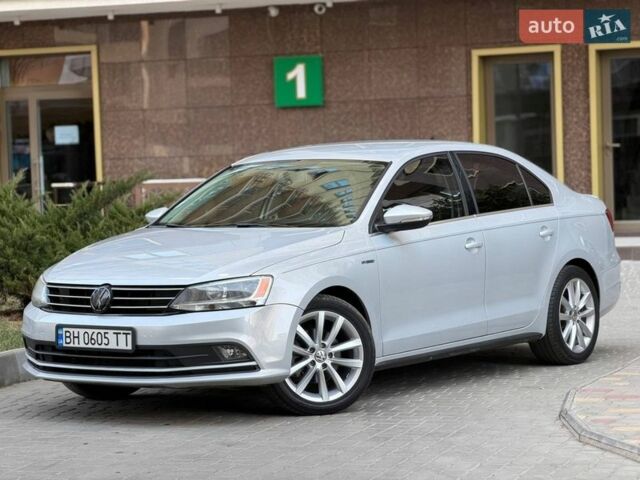 Сірий Фольксваген Джетта, об'ємом двигуна 1.4 л та пробігом 164 тис. км за 9900 $, фото 1 на Automoto.ua