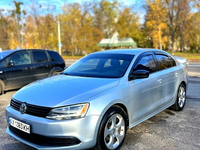 Серый Фольксваген Джетта, объемом двигателя 2 л и пробегом 26500 тыс. км за 7200 $, фото 1 на Automoto.ua