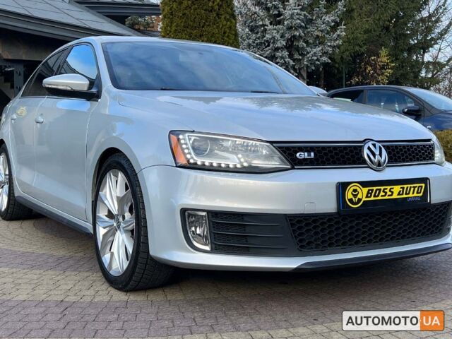 Сірий Фольксваген Джетта, об'ємом двигуна 2 л та пробігом 160 тис. км за 9999 $, фото 1 на Automoto.ua