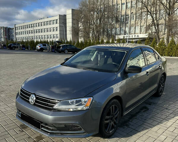Серый Фольксваген Джетта, объемом двигателя 2 л и пробегом 234 тыс. км за 9900 $, фото 1 на Automoto.ua