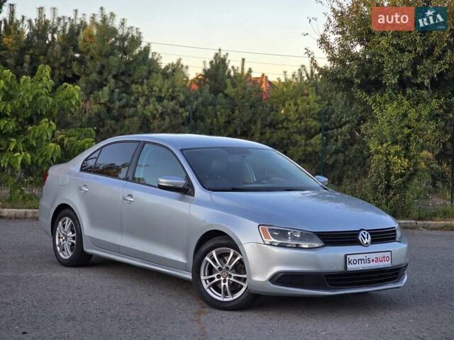 Серый Фольксваген Джетта, объемом двигателя 1.8 л и пробегом 172 тыс. км за 8799 $, фото 1 на Automoto.ua