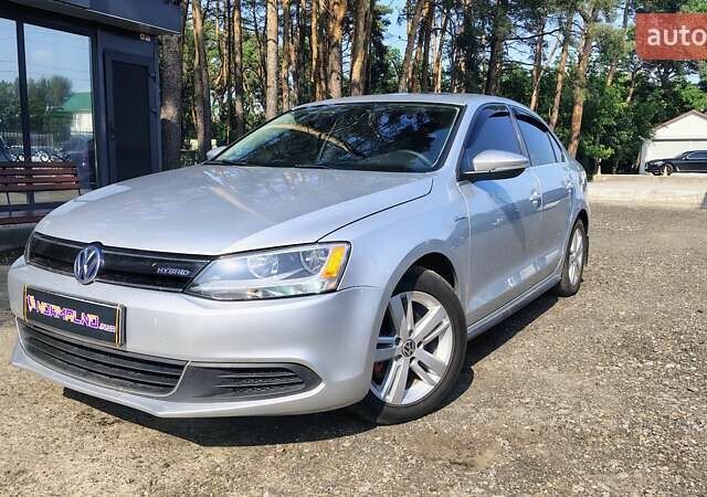 Сірий Фольксваген Джетта, об'ємом двигуна 1.4 л та пробігом 189 тис. км за 9999 $, фото 1 на Automoto.ua