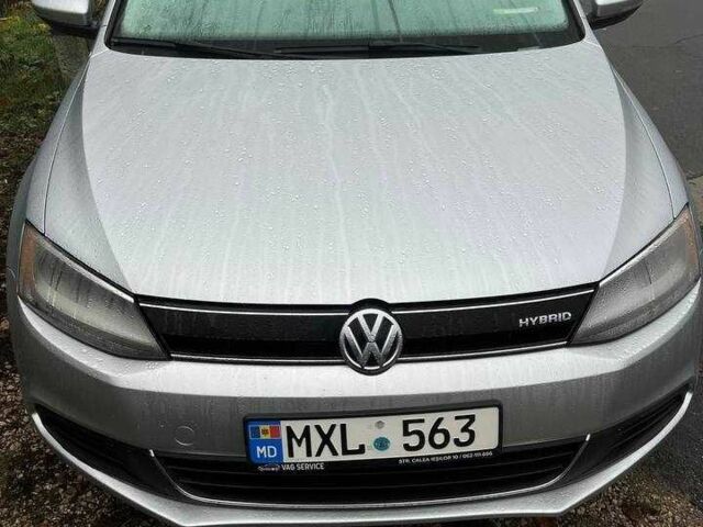 Серый Фольксваген Джетта, объемом двигателя 1.4 л и пробегом 220 тыс. км за 8229 $, фото 1 на Automoto.ua