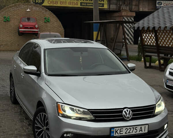 Серый Фольксваген Джетта, объемом двигателя 1.8 л и пробегом 164 тыс. км за 10600 $, фото 1 на Automoto.ua