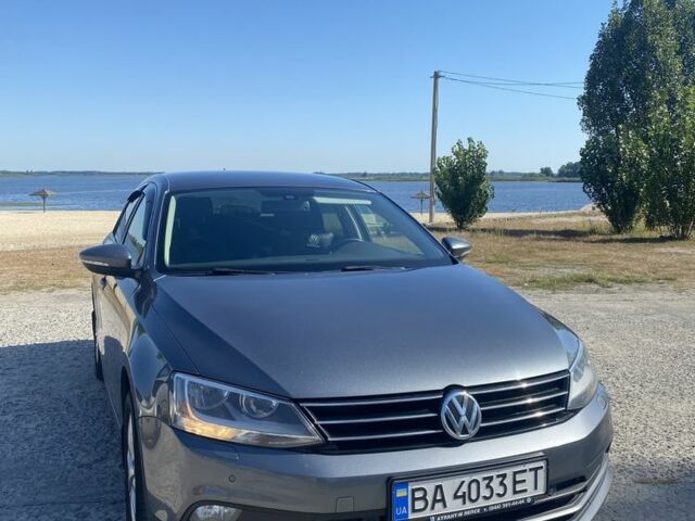 Серый Фольксваген Джетта, объемом двигателя 1.4 л и пробегом 217 тыс. км за 10700 $, фото 1 на Automoto.ua