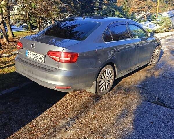 Сірий Фольксваген Джетта, об'ємом двигуна 1.8 л та пробігом 180 тис. км за 8706 $, фото 1 на Automoto.ua