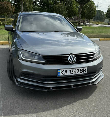 Серый Фольксваген Джетта, объемом двигателя 1.39 л и пробегом 133 тыс. км за 10900 $, фото 1 на Automoto.ua