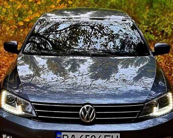 Серый Фольксваген Джетта, объемом двигателя 1.8 л и пробегом 106 тыс. км за 12700 $, фото 1 на Automoto.ua