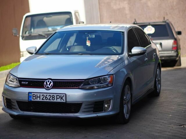 Серый Фольксваген Джетта, объемом двигателя 2 л и пробегом 99 тыс. км за 12000 $, фото 1 на Automoto.ua