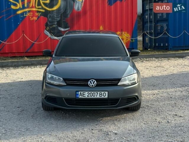 Сірий Фольксваген Джетта, об'ємом двигуна 2 л та пробігом 171 тис. км за 8500 $, фото 1 на Automoto.ua