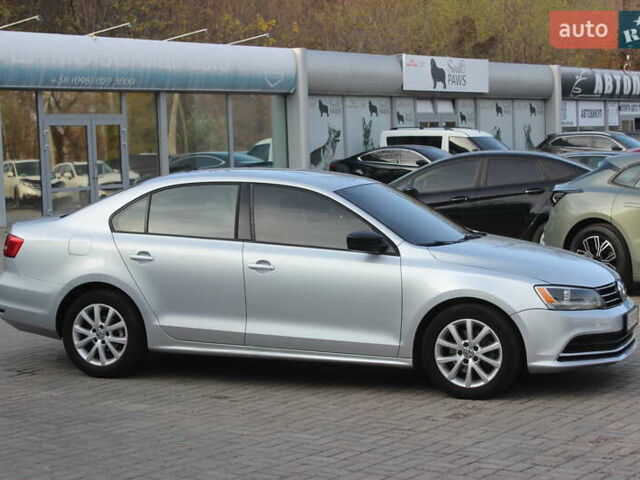 Серый Фольксваген Джетта, объемом двигателя 1.8 л и пробегом 177 тыс. км за 10999 $, фото 1 на Automoto.ua