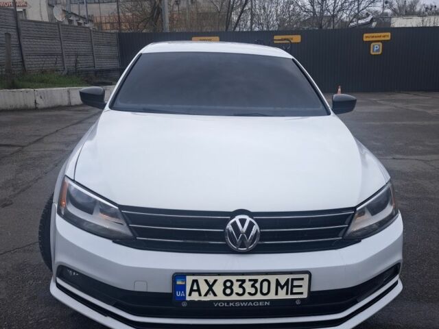 Серый Фольксваген Джетта, объемом двигателя 1.8 л и пробегом 66 тыс. км за 12000 $, фото 1 на Automoto.ua