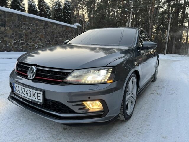 Серый Фольксваген Джетта, объемом двигателя 2 л и пробегом 198 тыс. км за 9600 $, фото 1 на Automoto.ua