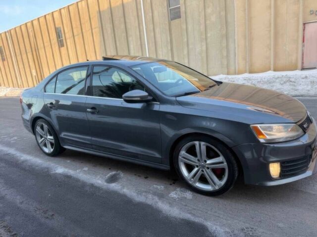 Серый Фольксваген Джетта, объемом двигателя 2 л и пробегом 73 тыс. км за 4000 $, фото 1 на Automoto.ua