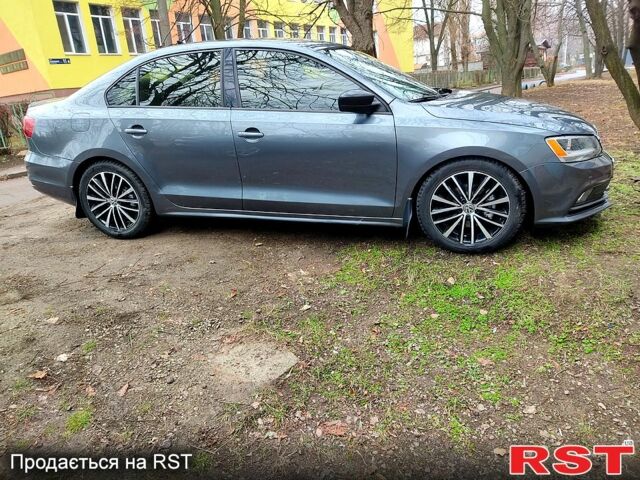 Сірий Фольксваген Джетта, об'ємом двигуна 18 л та пробігом 112 тис. км за 11500 $, фото 1 на Automoto.ua