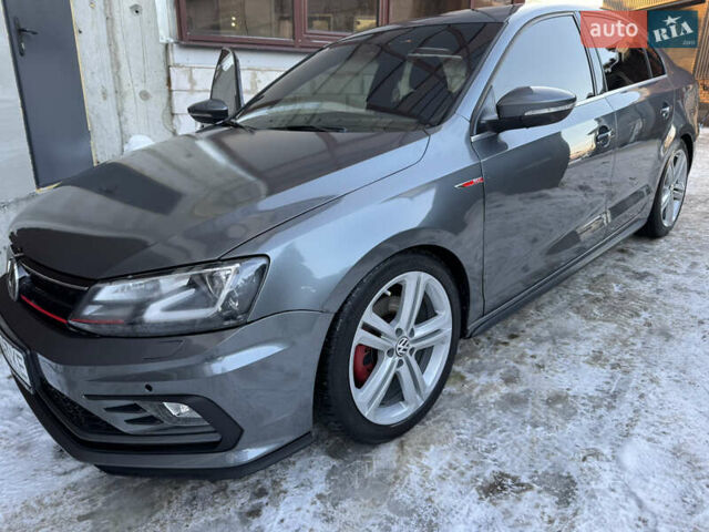 Сірий Фольксваген Джетта, об'ємом двигуна 1.98 л та пробігом 195 тис. км за 10700 $, фото 1 на Automoto.ua