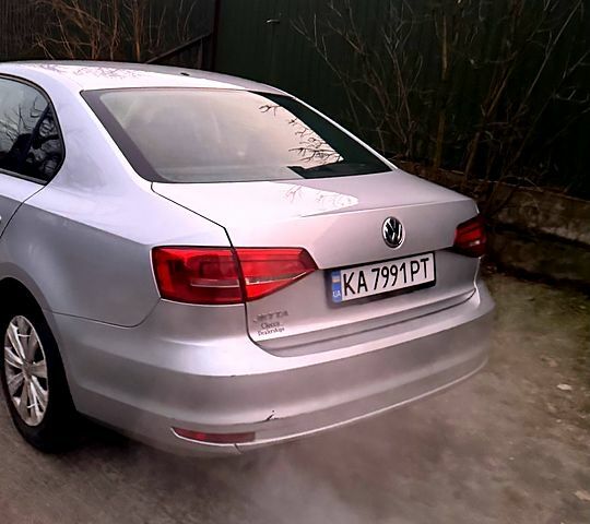 Серый Фольксваген Джетта, объемом двигателя 2 л и пробегом 22800 тыс. км за 8600 $, фото 1 на Automoto.ua