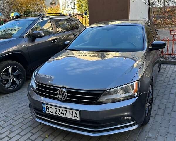 Фольксваген Джетта 2015 у Львові на Automoto.ua Сірий Фольксваген Джетта, об'ємом двигуна 1.8 л та пробігом 168 тис. км за 9500 $, фото 1 на Automoto.ua