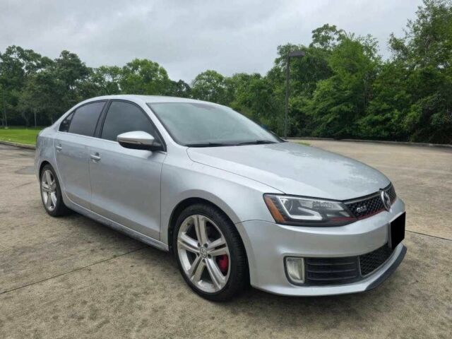 Серый Фольксваген Джетта, объемом двигателя 2 л и пробегом 135 тыс. км за 8000 $, фото 1 на Automoto.ua